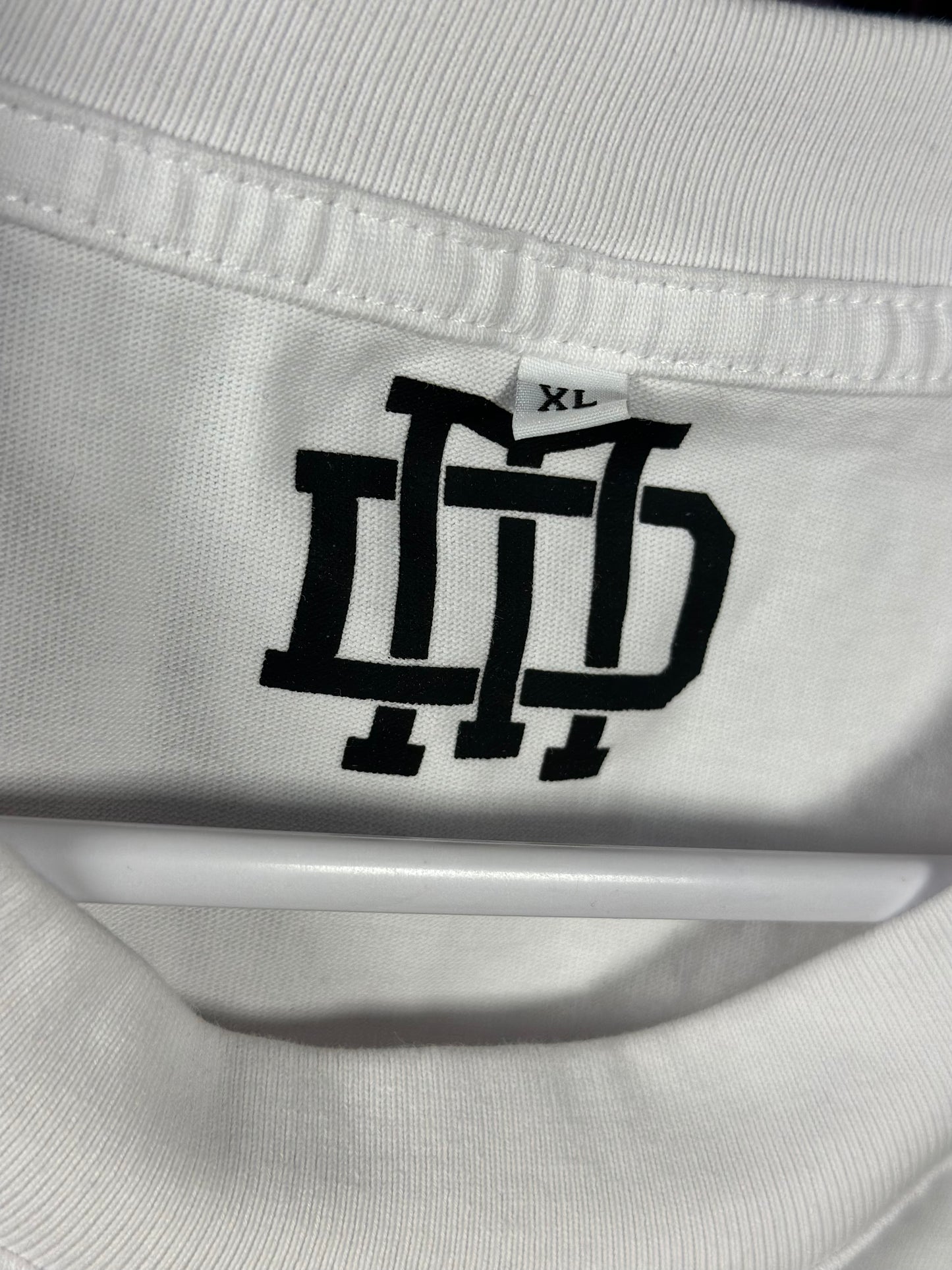 Graffitit Tee